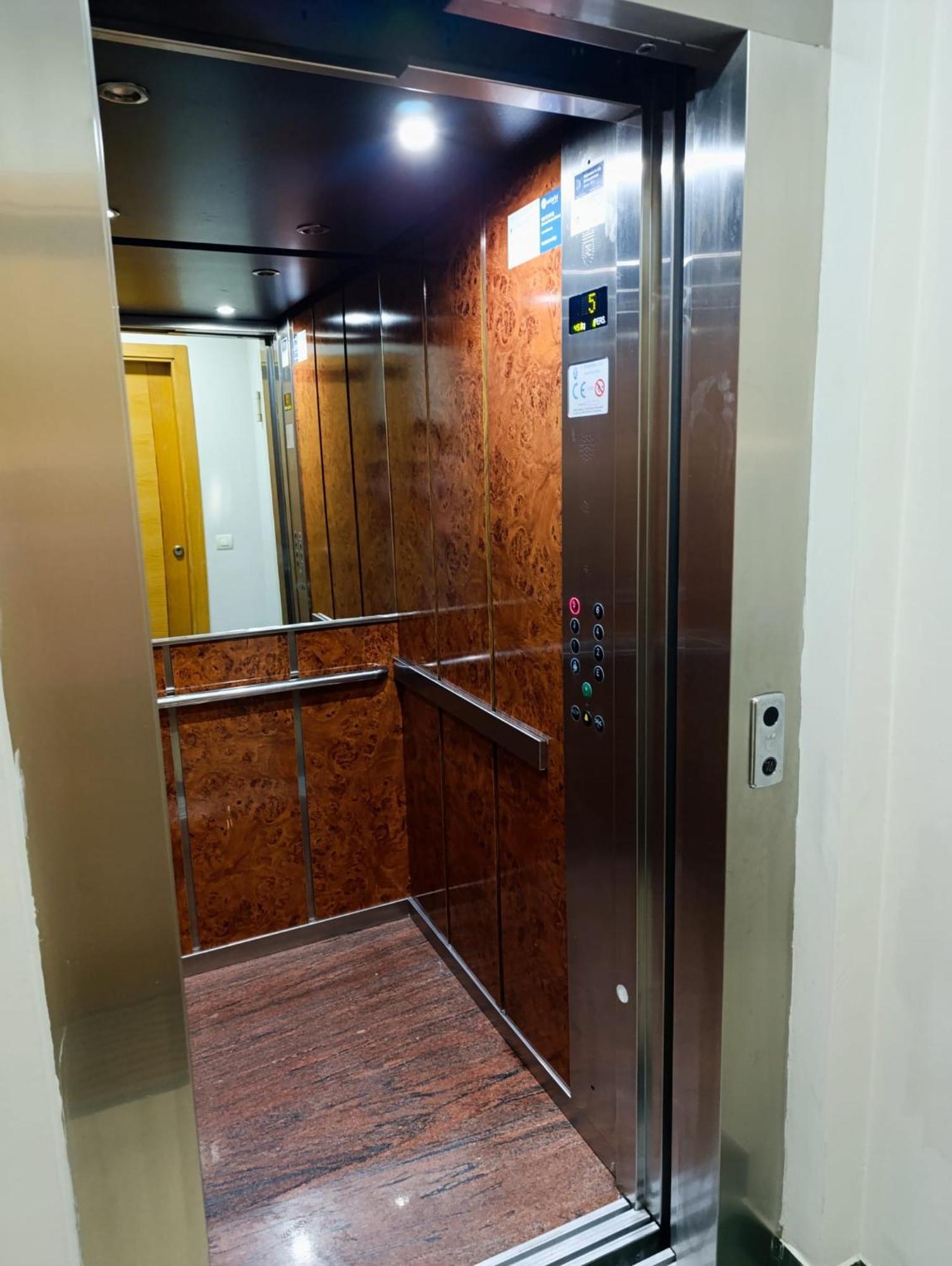 Apartamento El Dorado Cerca Del Mar Málaga Exterior foto